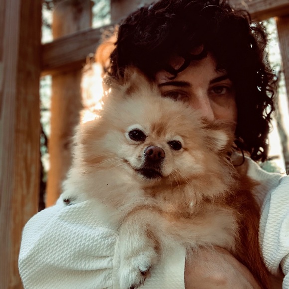 Meet your Posher, Xoe - Picture 1 of 1